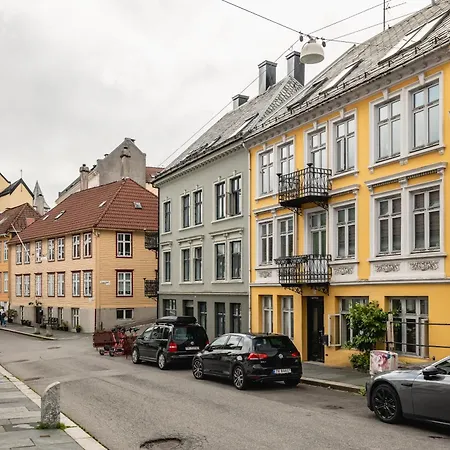 Dinbnb I Top-floor With 3x Workspaces I 350m To Harbour Apartment Bergen
